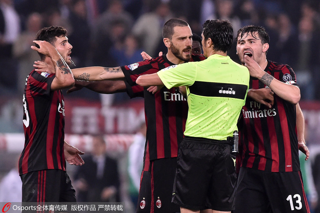  国际米兰门将低级失误导致欧联资格生变  